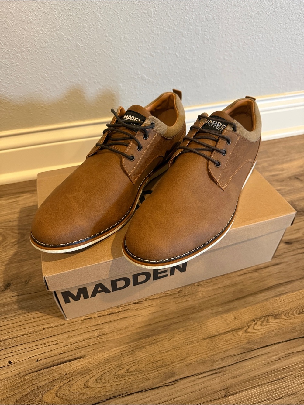 Landen - Madden by Steve Madden